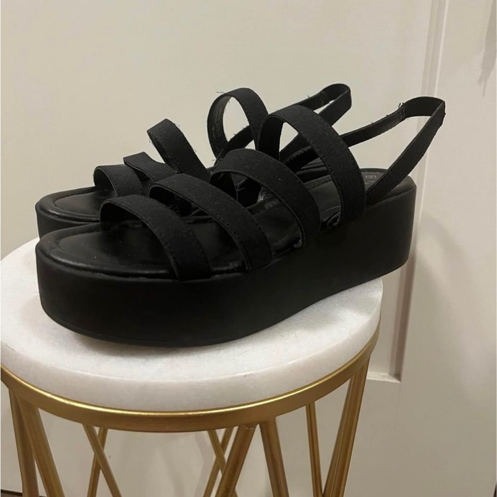 Black platform sandals